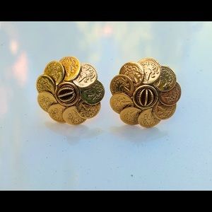 Gold earrings,stud earrings, 18k gold plated